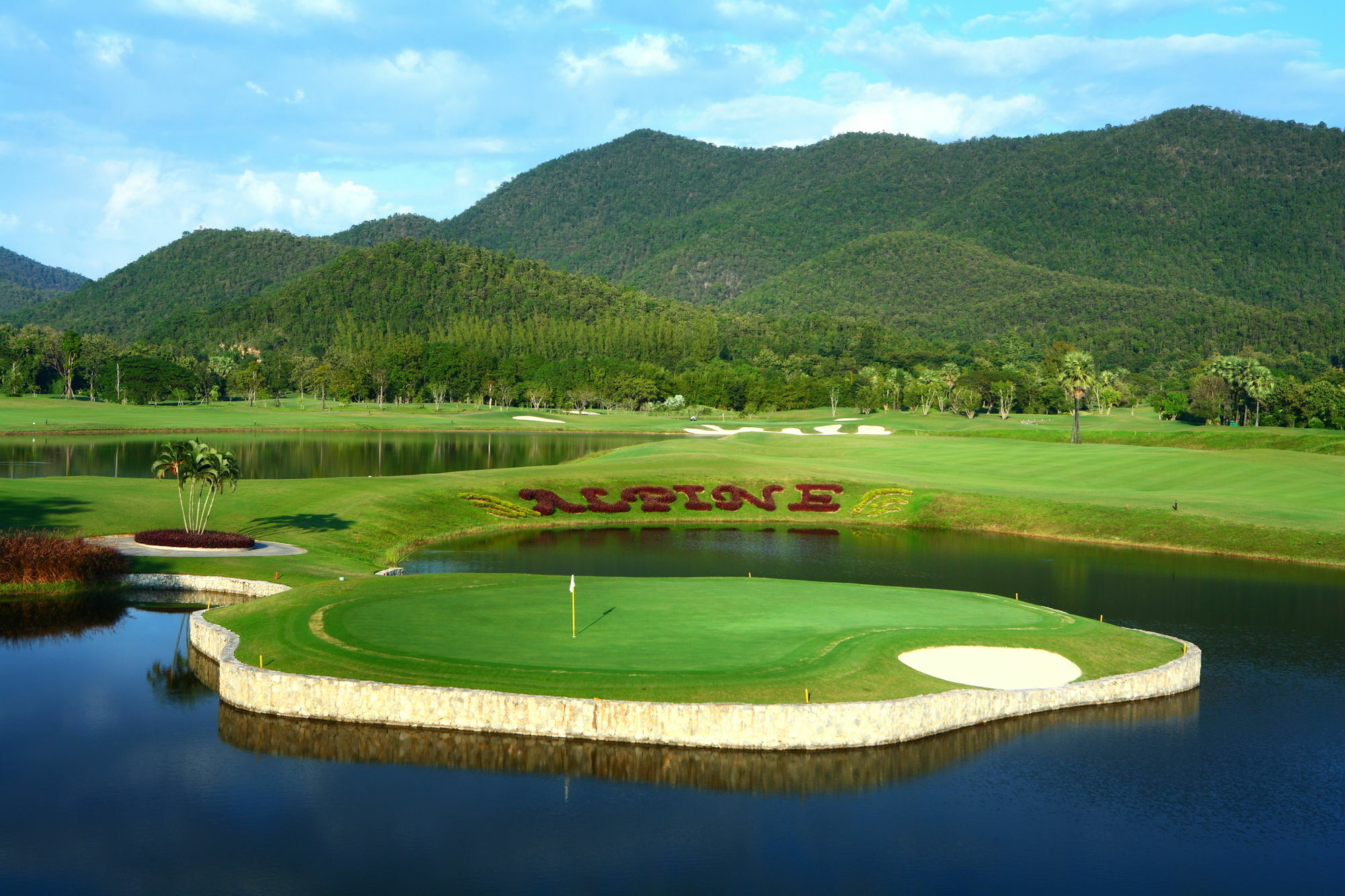 Alpine Golf Resort Chiang Mai Ban Huai Sai Nua Zewnętrze zdjęcie